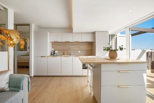 La Douce Folie Luxury Apartment with Terrace in Naturist Village