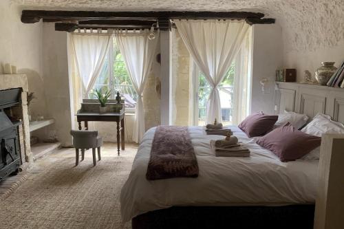 Charming troglodyte near Amboise