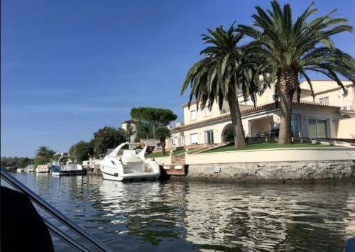 Empuriabrava, T2, terrasse, barbecue