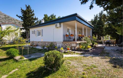 2 Bedroom Beautiful Home In Starigrad