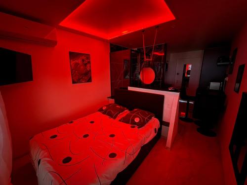 Studio Naturiste WILD Heliopolis F 96