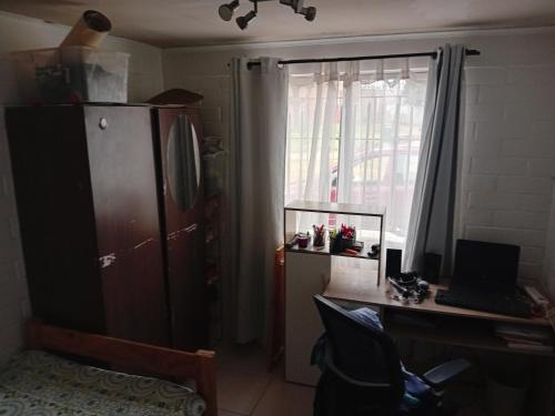 Dapur atau dapur kecil di Comoda Habitación en Rancagua