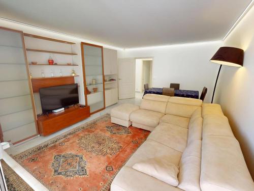Grand 3P Centre Menton avec Terrasse, Parking et Piscine