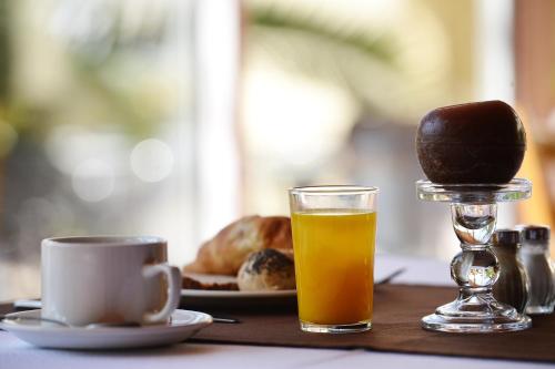 Afbeelding uit fotogalerij van Praia da Lota Resort – Beachfront Hotel in Manta Rota