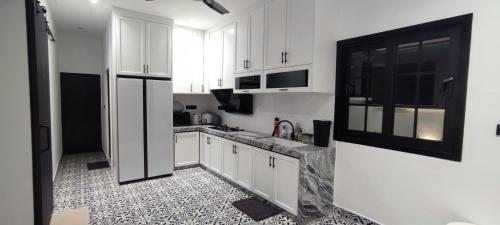 Η κουζίνα ή μικρή κουζίνα στο Akasea Sojourn