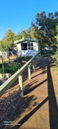 Φωτογραφία από το άλμπουμ του Artist cottage in the Goldfields σε Dunolly