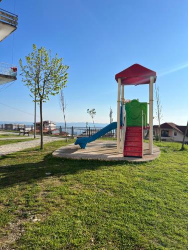 Herní místnost nebo prostor pro děti v ubytování Skanderbeg Hotel