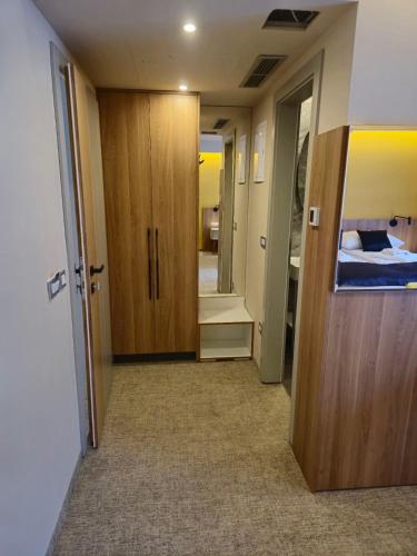 Kuchyň nebo kuchyňský kout v ubytování Hotel Luna Bihać