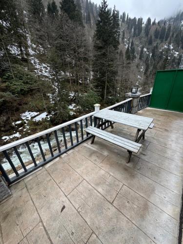 Afbeelding uit fotogalerij van Ayder Villa Gencal King in Ayder Yaylasi