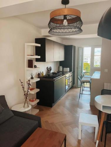 Nice vieille ville appartement design, proche de tout