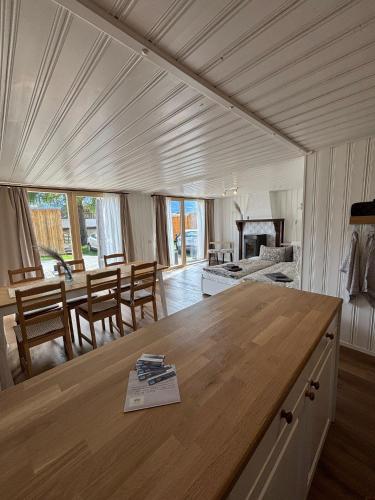 Cozy 2-Bedroom Bungalow