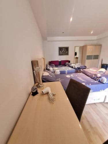 Hotel Room Apartment