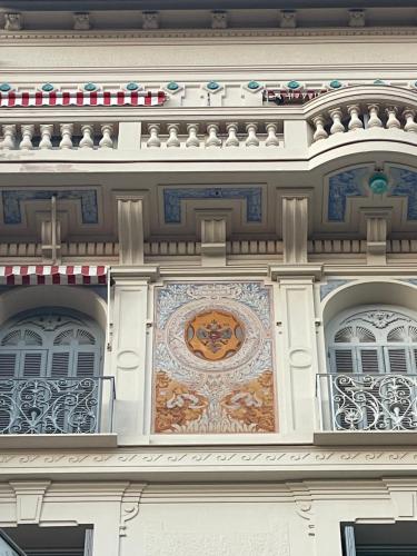 Appartement Ombragé 44m2 Riviera Palace Belle-Epoque, Restomod et Literie Prestige