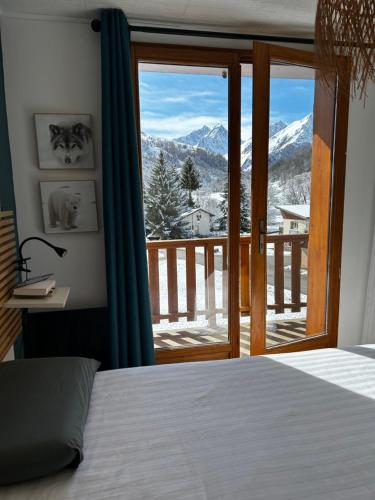 Beautiful apartment in independent chalet