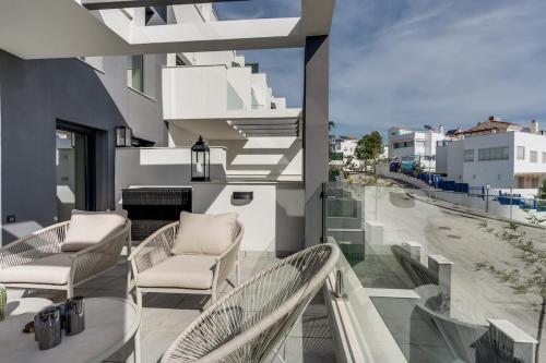 Luxurious newly built townhouse close to the beach