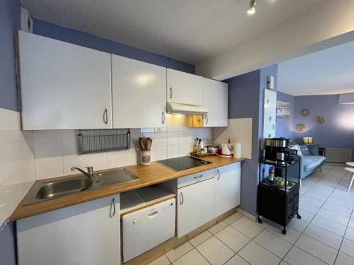 Photo de la galerie de l'établissement Appartement T3 à 50m de l'océan avec terrasse, idéal famille/amis - Vieux-Boucau - FR-1-379-135, à Vieux-Boucau-les-Bains