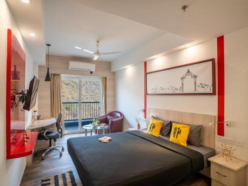 Cama o camas de una habitación en The Hosteller Bam, Rishikesh - Poshtel