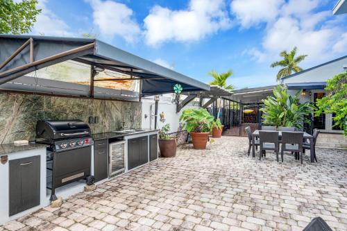 Foto Magnificent Tropical Pool Home Miami SouthBrickell 6