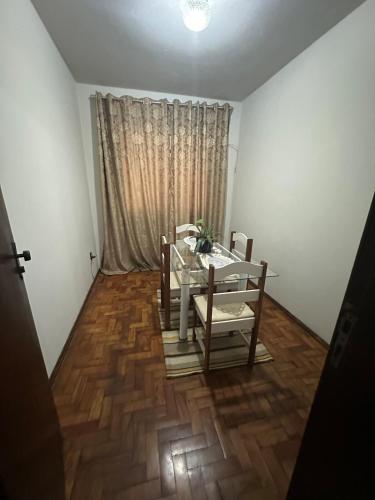 Posezení v ubytování Apartamento no Sidil