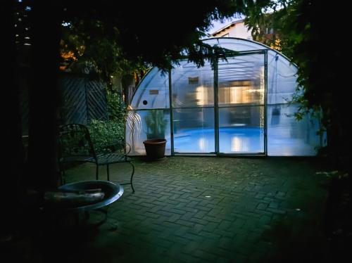 Bazén v ubytování Harzhotel Warnstedter Krug nebo v jeho okolí
