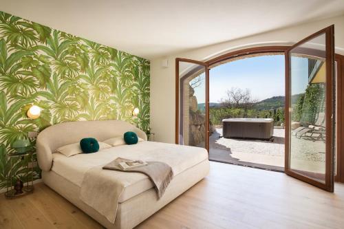 Katil atau katil-katil dalam bilik di Villa Monte Orione Lake View & Spa