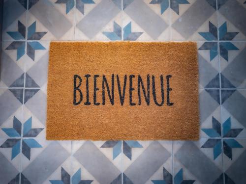 #401 Heart of Vieil Antibes - Place Nationale-High-End Newly Renovated & Furnished Appartment