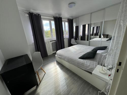 5p 100 m2 Garage 2 BalconiesStrasbourg center