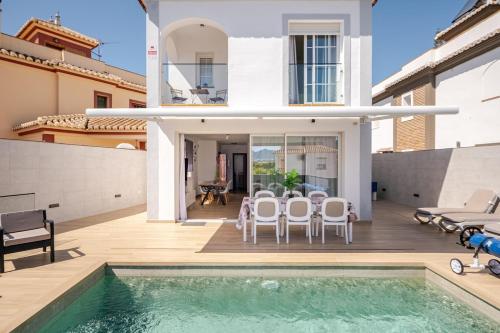 Villa Antonia Mar - Private & Heated Pool - Punta Lara Nerja