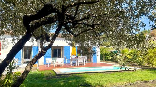 Villa Malia - Near Cannes - Luxury Designer House in Mougins