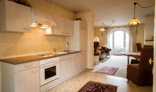 Dapur atau dapur kecil di Kanzel Residences