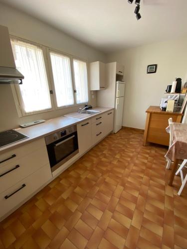 Appartement Fréjus - T3 - 2 chambres - 4 personnes - garage - clim - port à 300 m