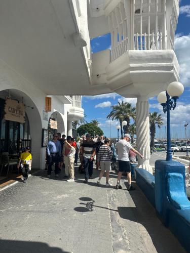 Khách lưu trú tại Lujoso Atico Dúplex En Puerto Marina