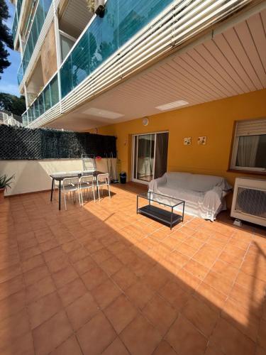 UNA MATTINA - PISCINA Y PLAYA - Cap Salou