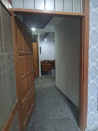 ภาพในคลังภาพของ 2 bed apartment ในอิสลามาบัด