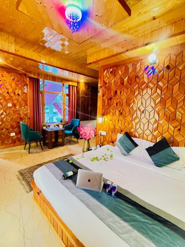Ένα ή περισσότερα κρεβάτια σε δωμάτιο στο Hotel Pablo Escobar