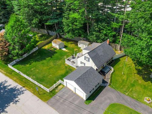 an overhead view of a white house with a yard at Fenced-in Yard Work From Home Elwyn Park in Portsmouth