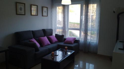 2 habitaciones piscina y garage privado