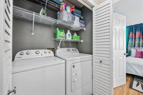 The Pink Flamingo photo 36
