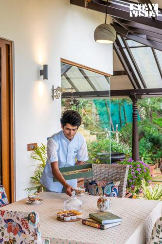 Επισκέπτες που μένουν στο StayVista at Under The Stars lovedale ooty
