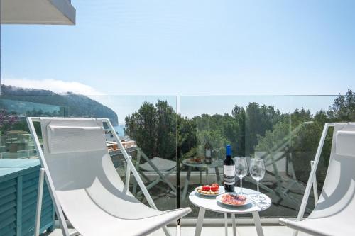 Seaview apartment 5A balcony In Canyamel Torre Doy