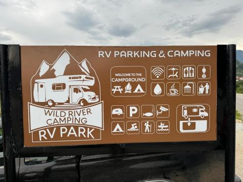 Rv Parking And Camping Wild River
