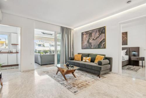 One-Bedroom Jacuzzi Glyfada