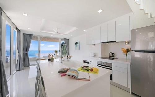 Dapur atau dapur kecil di Villa The Wave