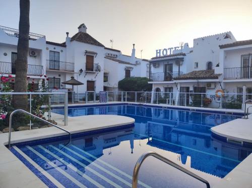NUEVA NERJA 21 MENYBER