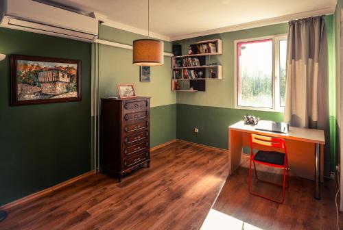 2BDR Yavorov apartment