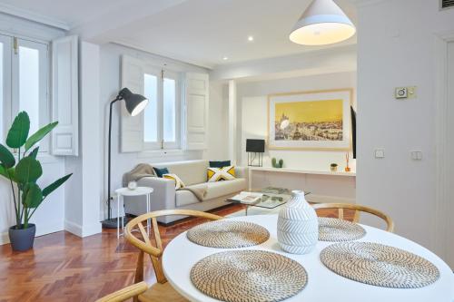 Apartamento III Alcalá-Retiro. Ideal parejas