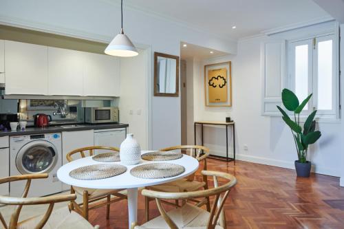 Apartamento III Alcalá-Retiro. Ideal parejas