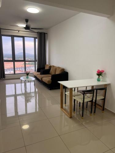 Χώρος καθιστικού στο condo for 4 pax at bayuemas klang