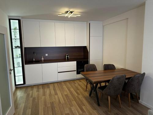 Η κουζίνα ή μικρή κουζίνα στο Home Away from Home