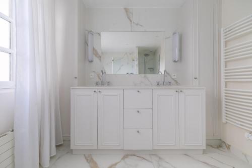 Luxury apartments - Avenue Montaigne photo 60